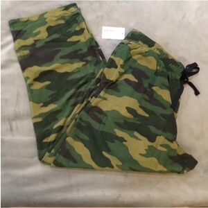 Sonoma Goods For Life Mens 1XB super soft micro fleece green camo